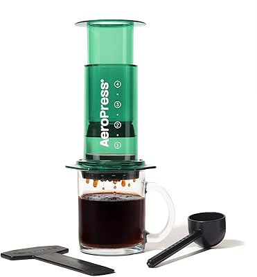 AeroPress Clear Green Coffee Press - Allt-i-ett French Press, Pour-Over & Espresso Style Manuell Bryggare, 2 Min Bryggning för Mindre Beska, Mer Smak, Liten Bärbar Kaffebryggare, Resor & Camping
